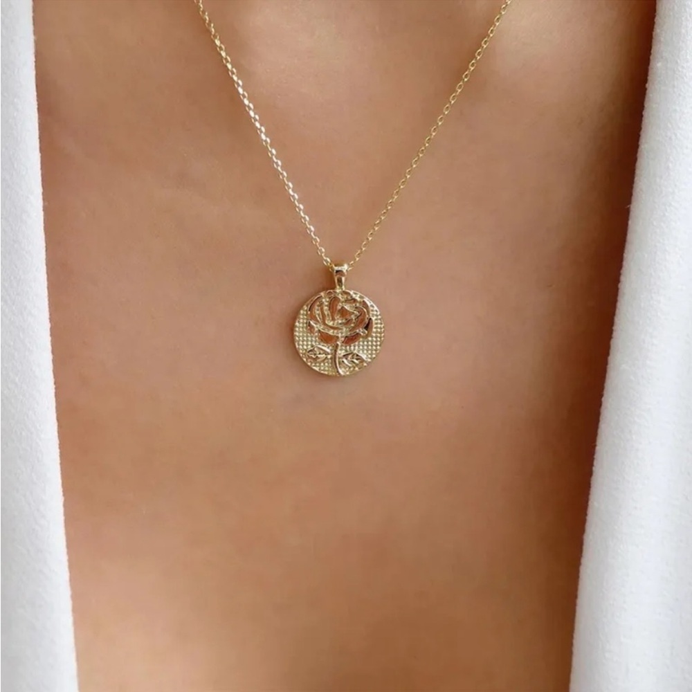 Gold Tone Rose Medallion Necklace